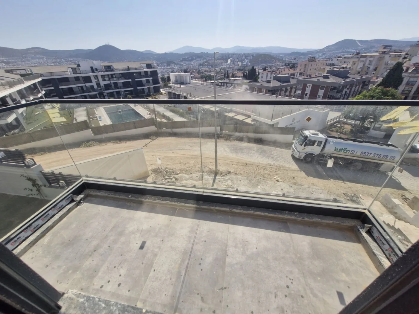 Kuşadası Merkeze Yakın Deniz Manzaralı Lüks 2+ 1 Loft Daire