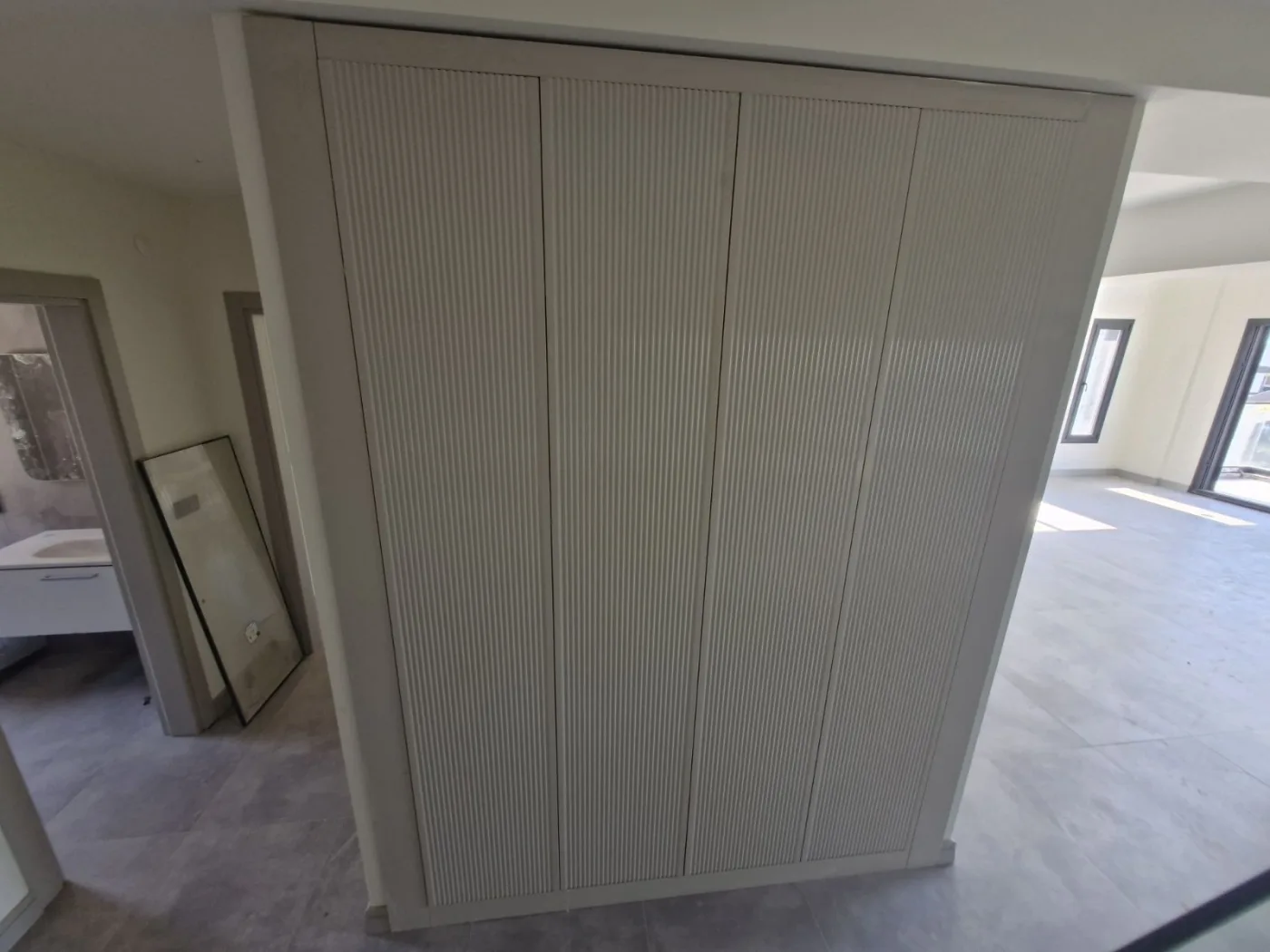 Kuşadası Merkeze Yakın Deniz Manzaralı Lüks 2+ 1 Loft Daire
