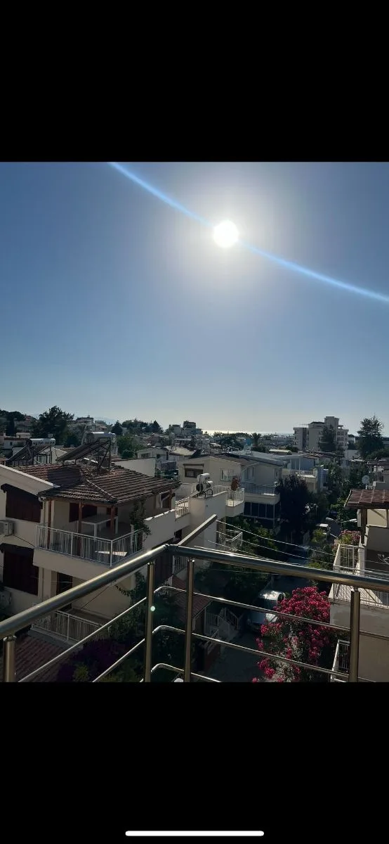 Kuşadası Kadınlar Denizi Denize 350 Metre Satılık Lüks Villa