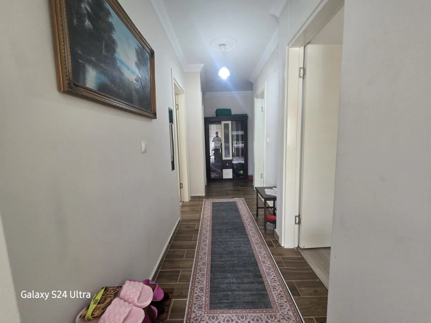KUŞADASIN AVM BÖLGESİNDE EŞYALI KİRALIK 2+1
