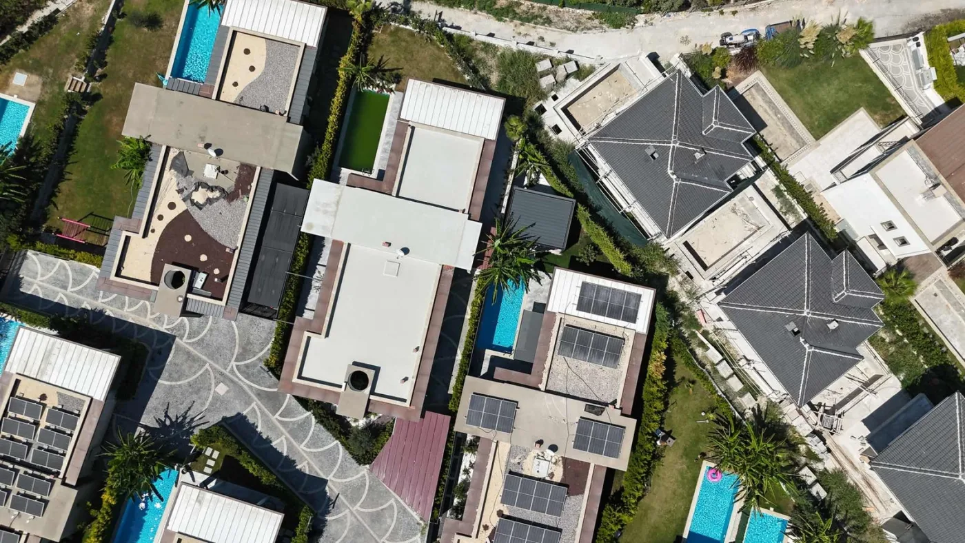 kuşadasında tek müstakil özel havuzlu lüks villa
