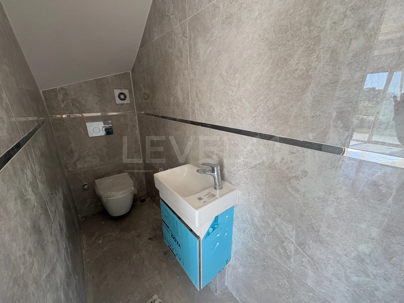 Kuşadası Kadınlar Denizinde Sıfır , Deniz Manzaralı 2+1