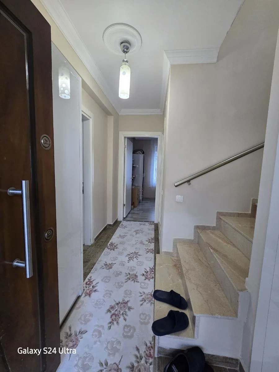 KUŞADASINDA SİTE İÇİNDE HAVUZLU DOGALĞAZLI MÜSTAKİL 4+1 SATILIK
