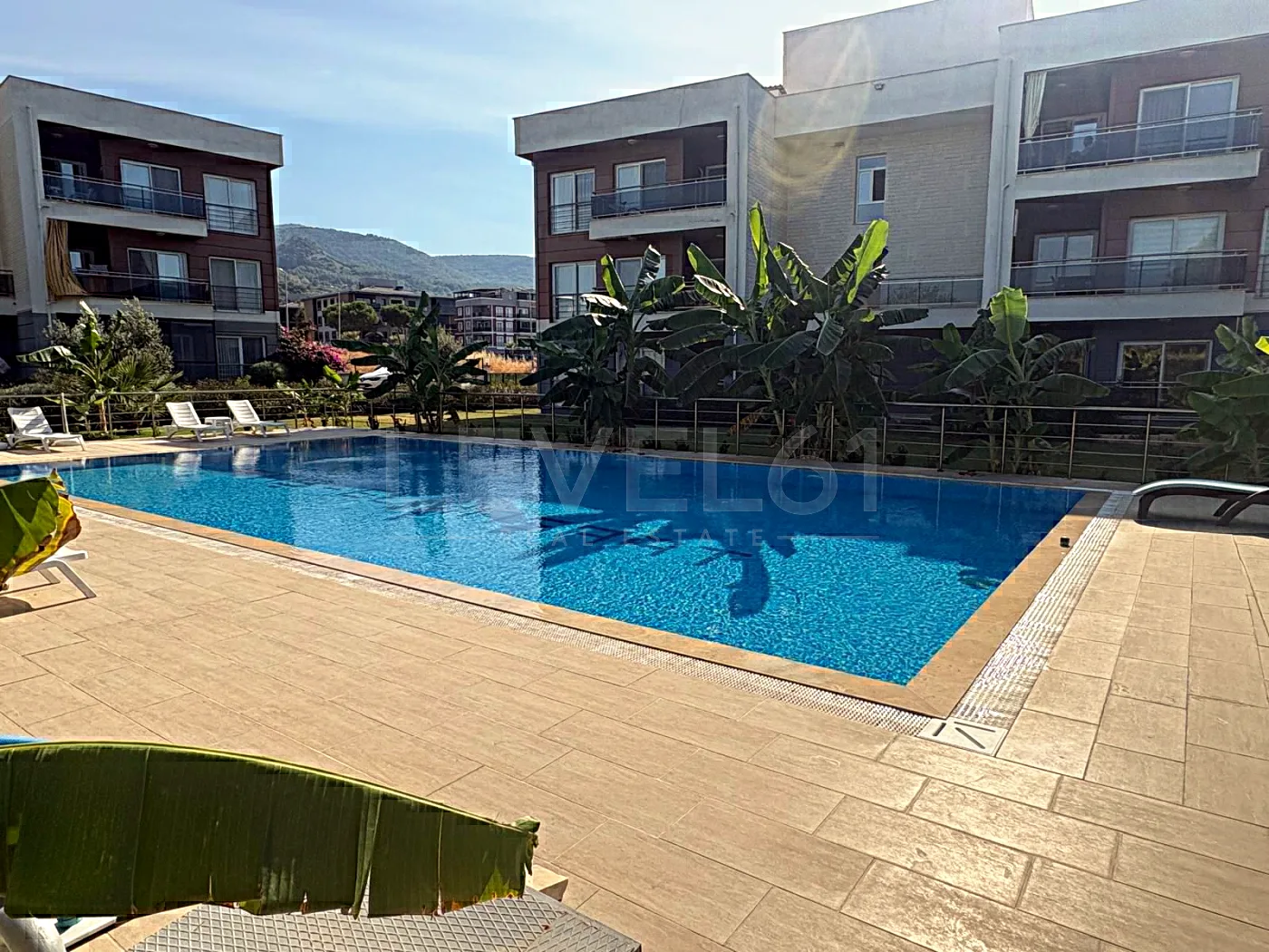 KUŞADASI DAVUTLARDA SİTE İÇİNDE HAVUZLU 3+1 SATILIK