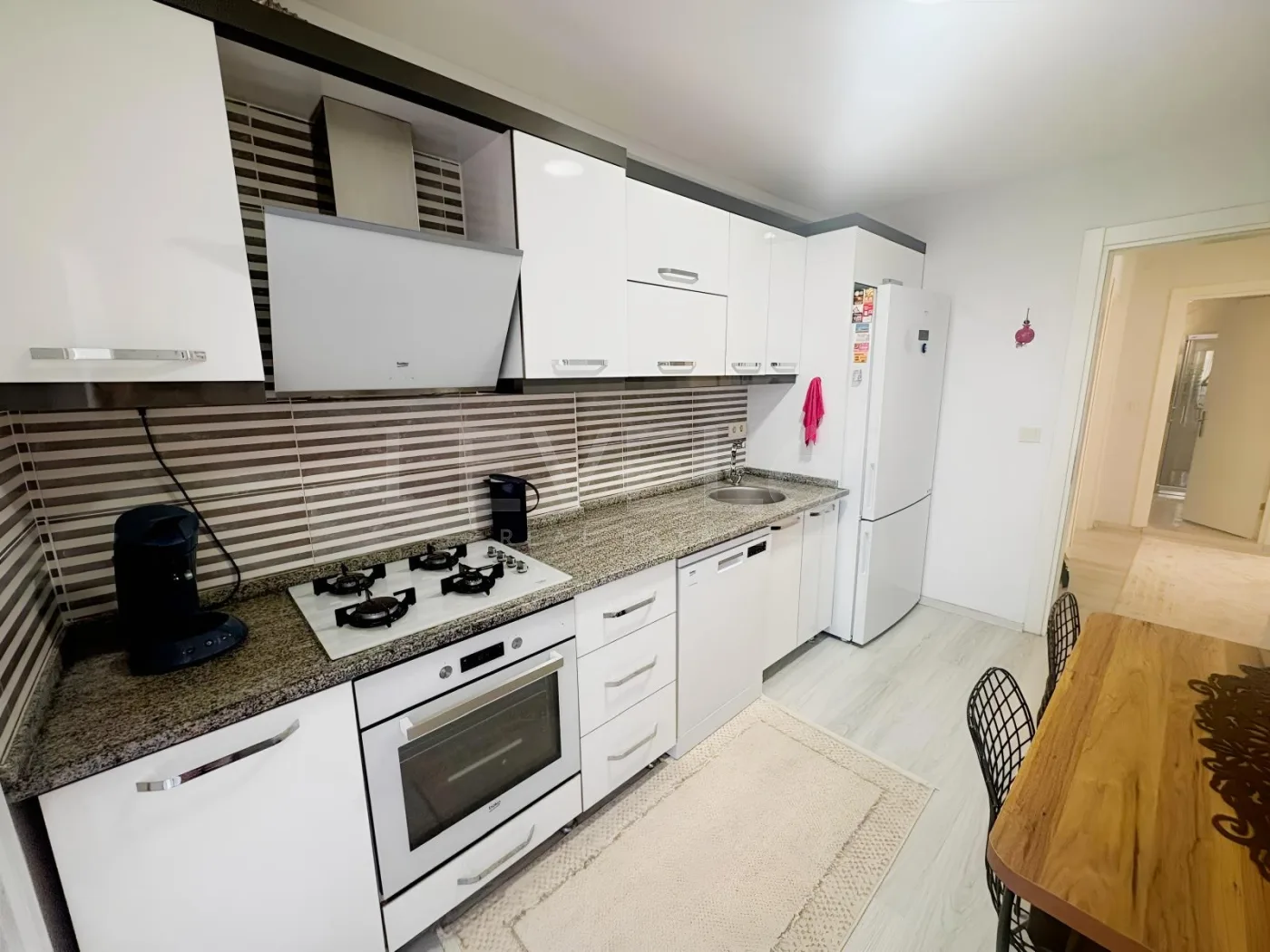 KUŞADASI DAVUTLARDA SİTE İÇİNDE HAVUZLU 3+1 SATILIK