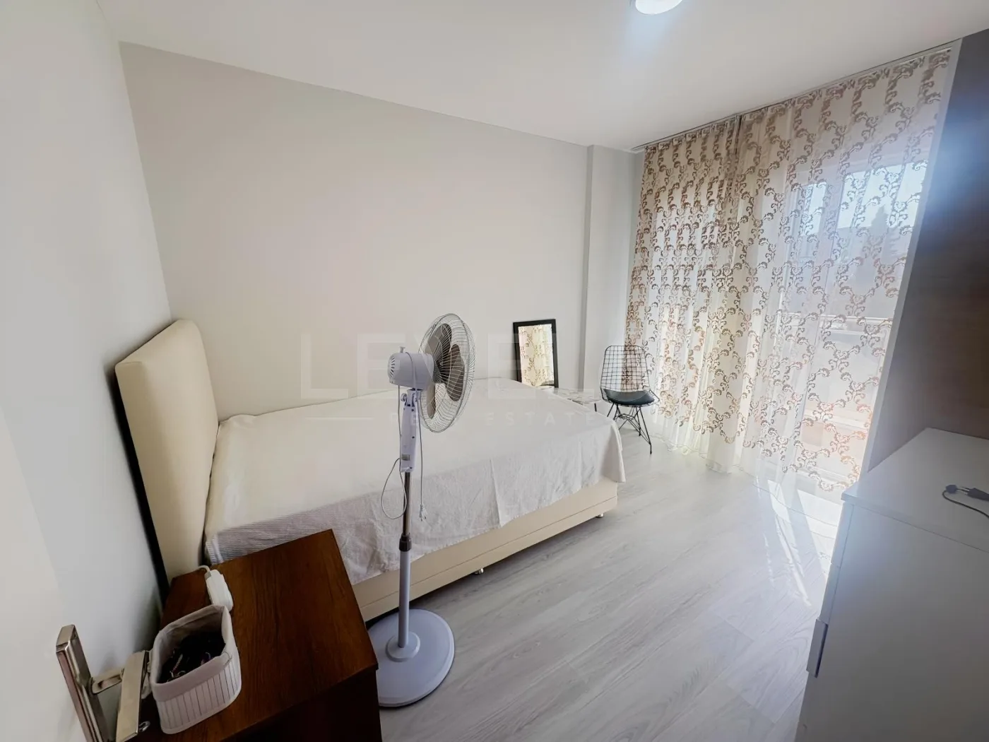 KUŞADASI DAVUTLARDA SİTE İÇİNDE HAVUZLU 3+1 SATILIK