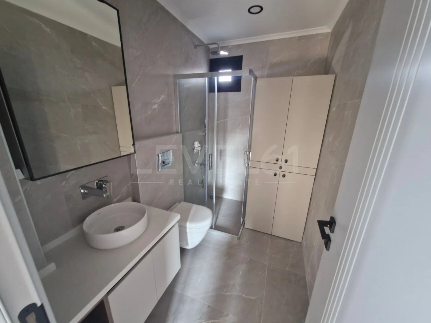Kuşadası Değirmendere'de Satılık 2+1 Deniz Manzaralı Daire