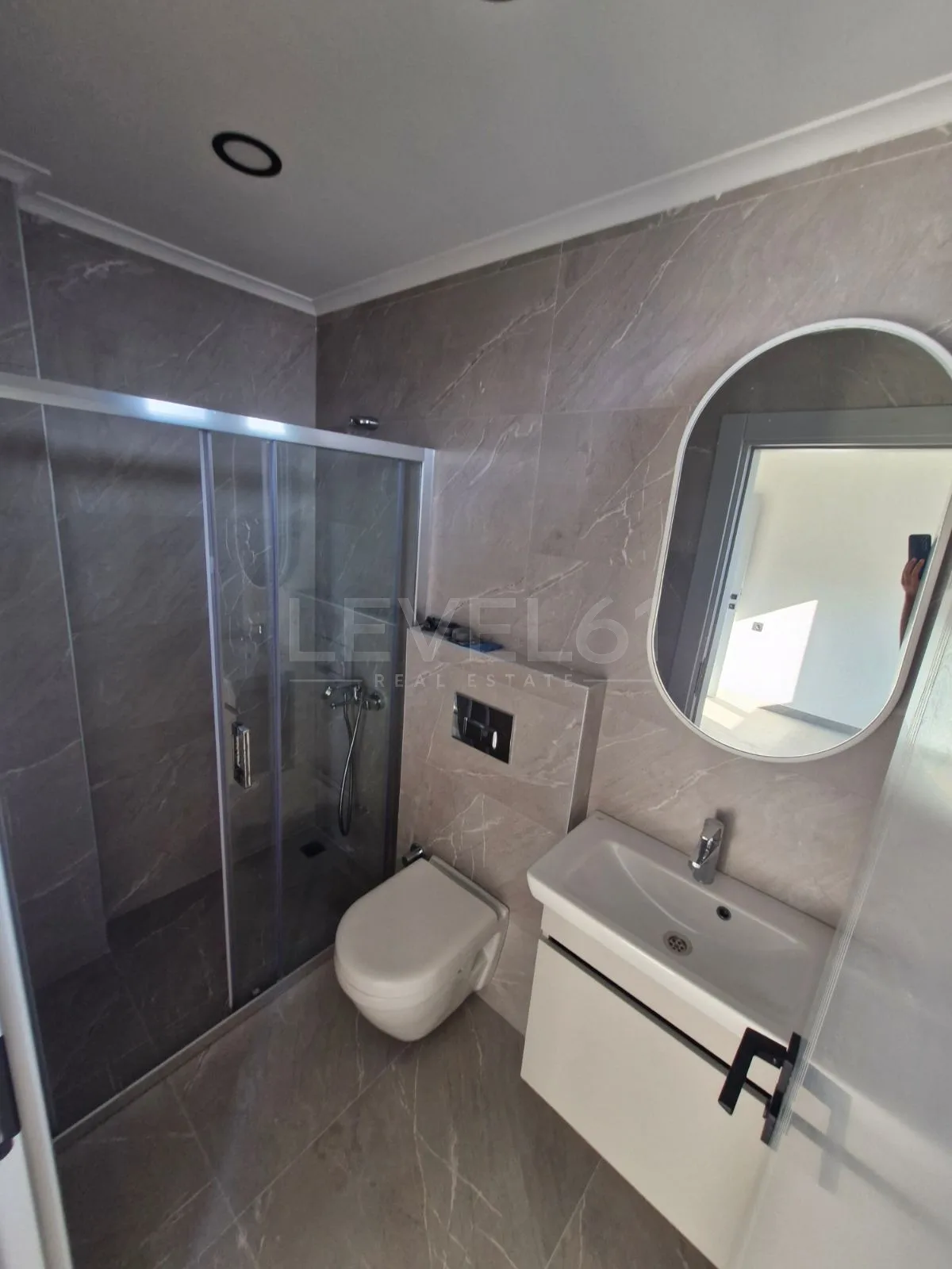 Kuşadası Değirmendere'de Satılık 2+1 Deniz Manzaralı Daire