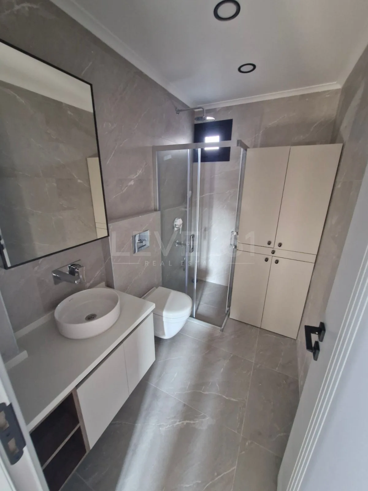 Kuşadası Değirmendere'de Satılık 2+1 Deniz Manzaralı Daire