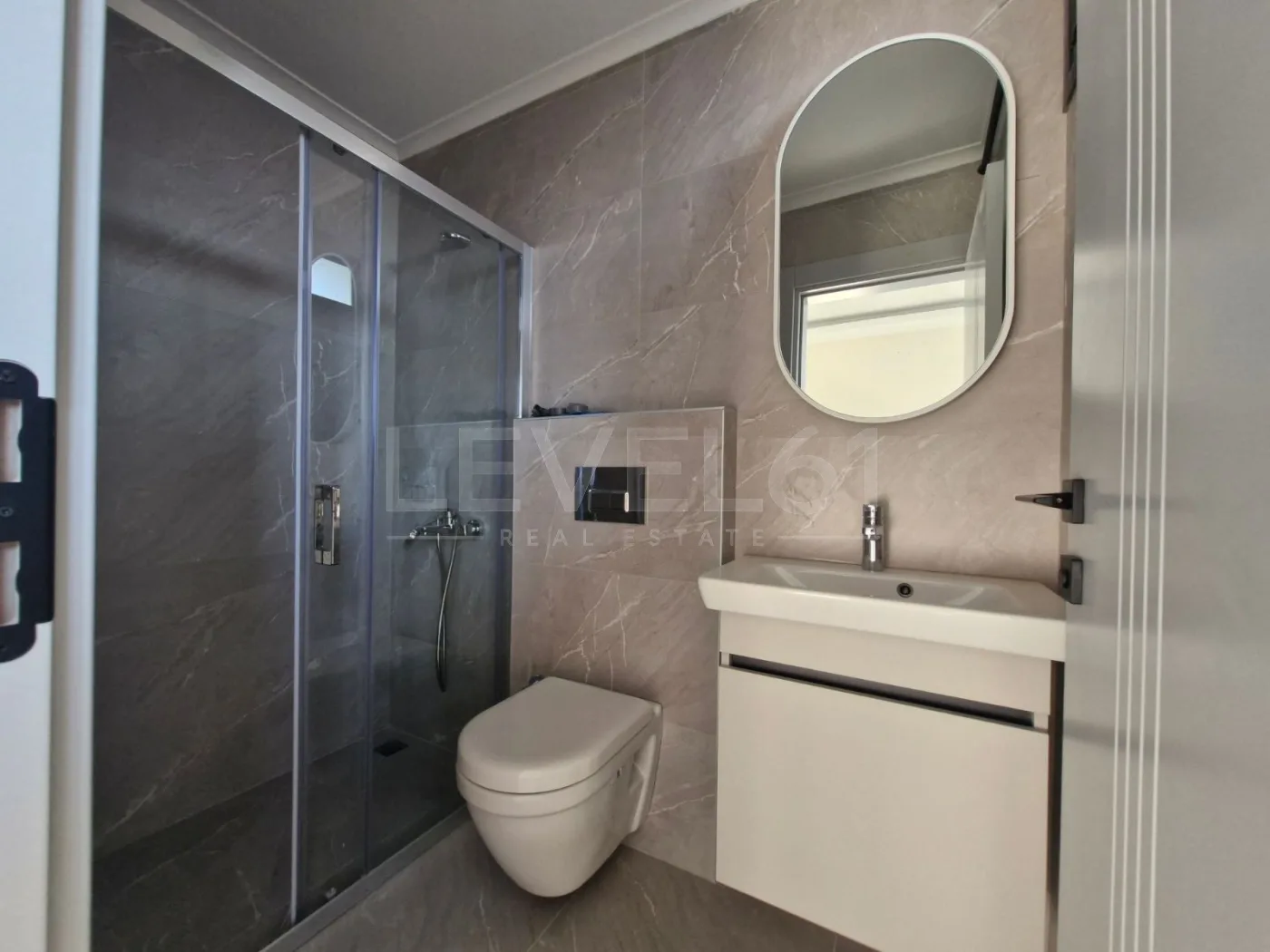 Kuşadası Değirmendere'de Satılık 2+1 Deniz Manzaralı Daire