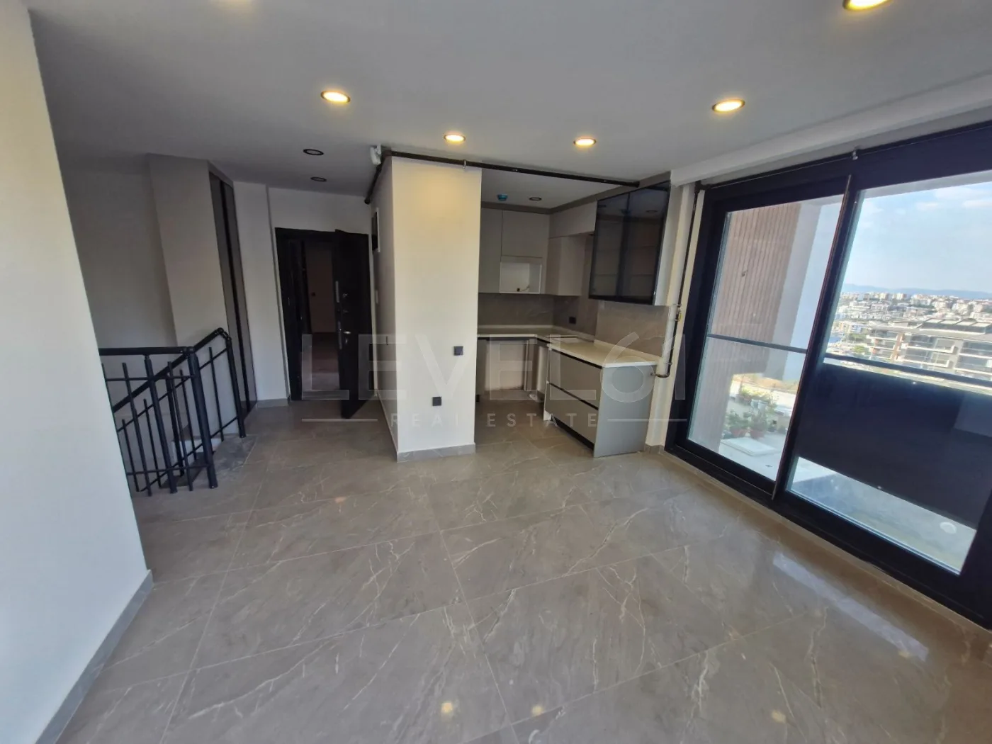 Kuşadası Satılık 4+1 Dubleks Daire