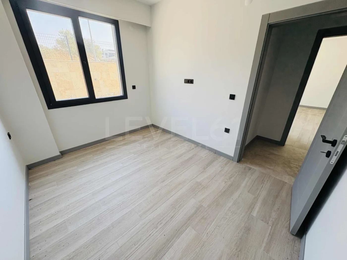 kuşadası kirazlıyoluna yakın kapalı mutfak 3+1