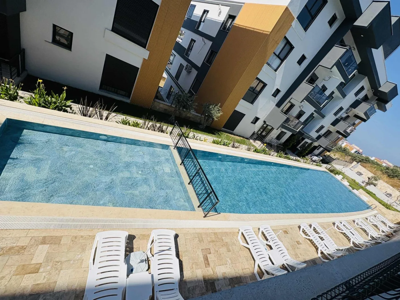 kuşadası kirazlıyoluna yakın kapalı mutfak 3+1