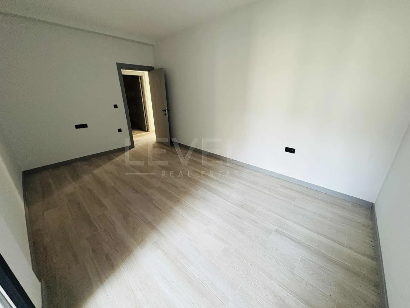 kuşadası kirazlıyoluna yakın kapalı mutfak 3+1