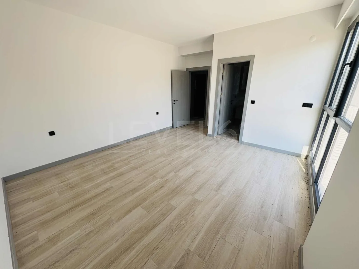 kuşadası kirazlıyoluna yakın kapalı mutfak 3+1