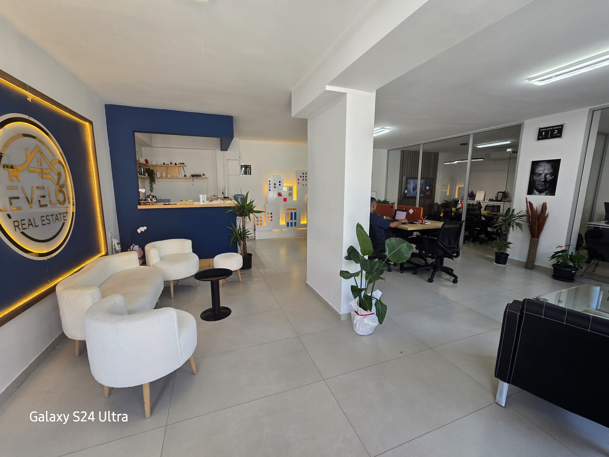 Level61 ofis fotoğrafı 10