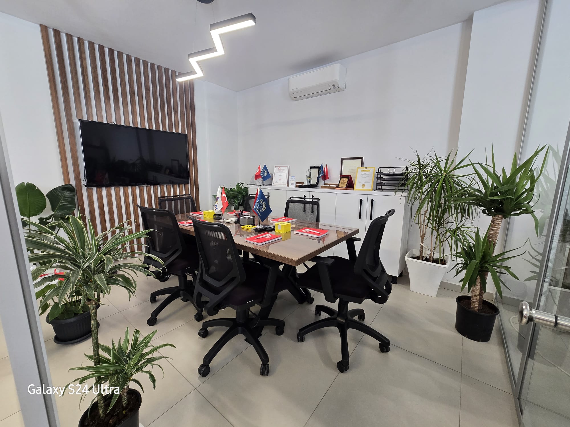Level61 ofis fotoğrafı 4